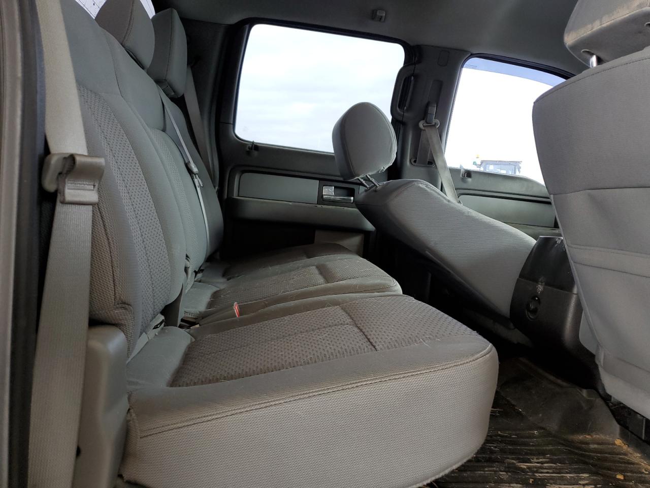 2013 Ford F-150 - Image 10