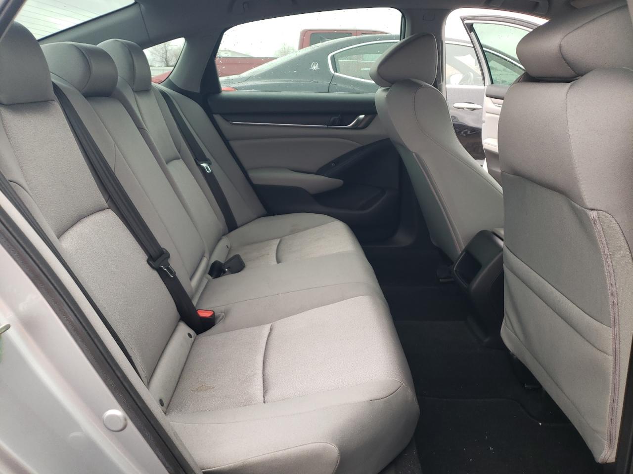 2020 Honda Accord - Image 10