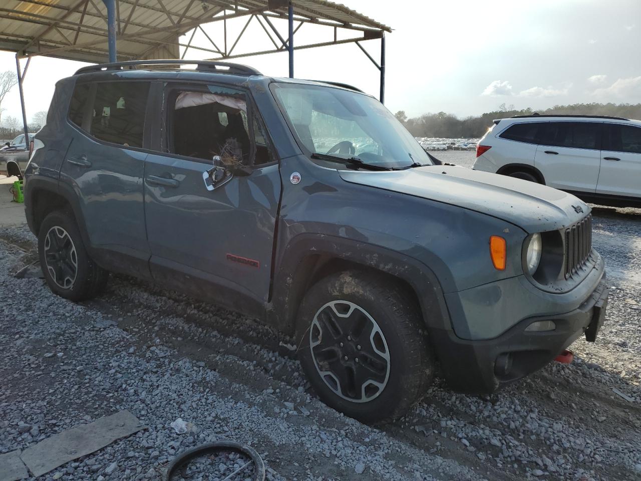 2016 Jeep Renegade - Image 4