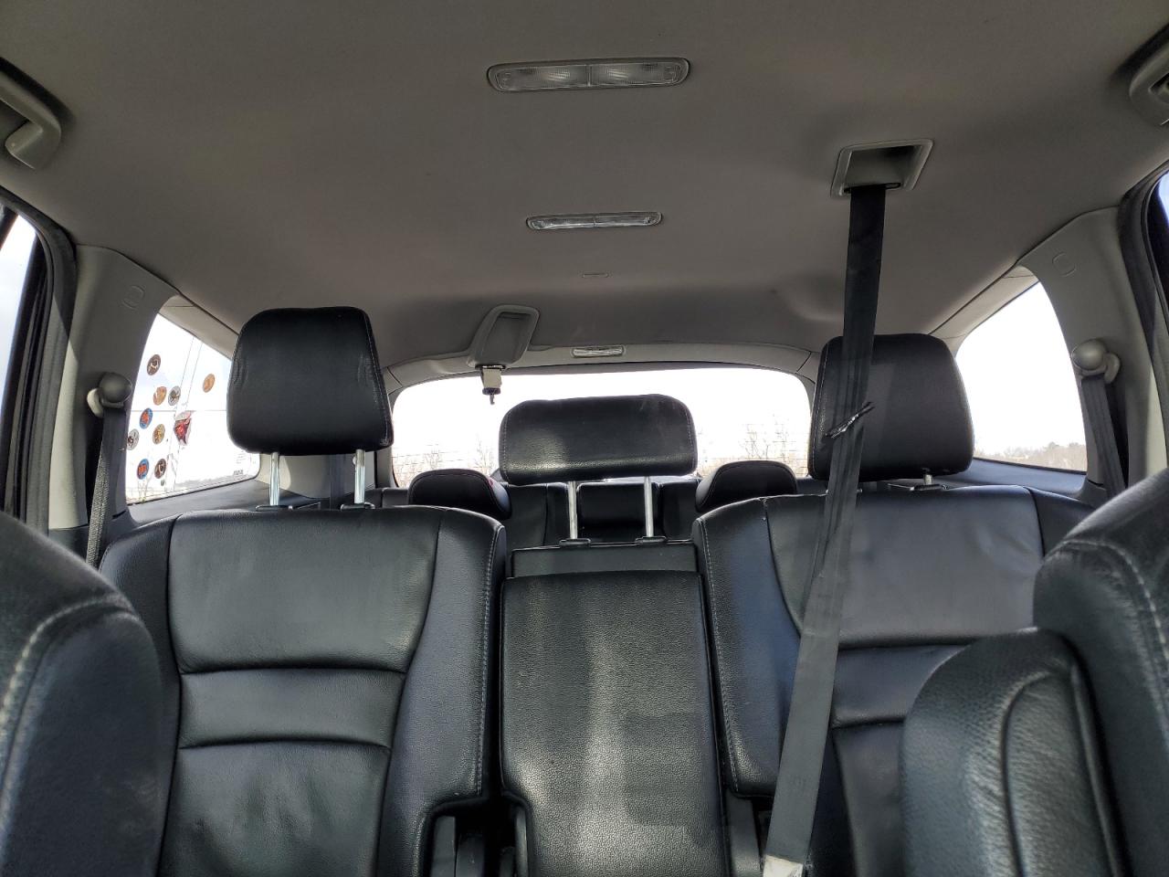 2017 Honda Pilot - Image 10