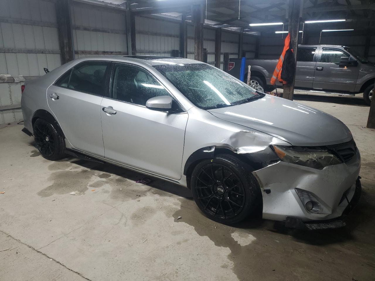 2012 Toyota Camry - Image 4