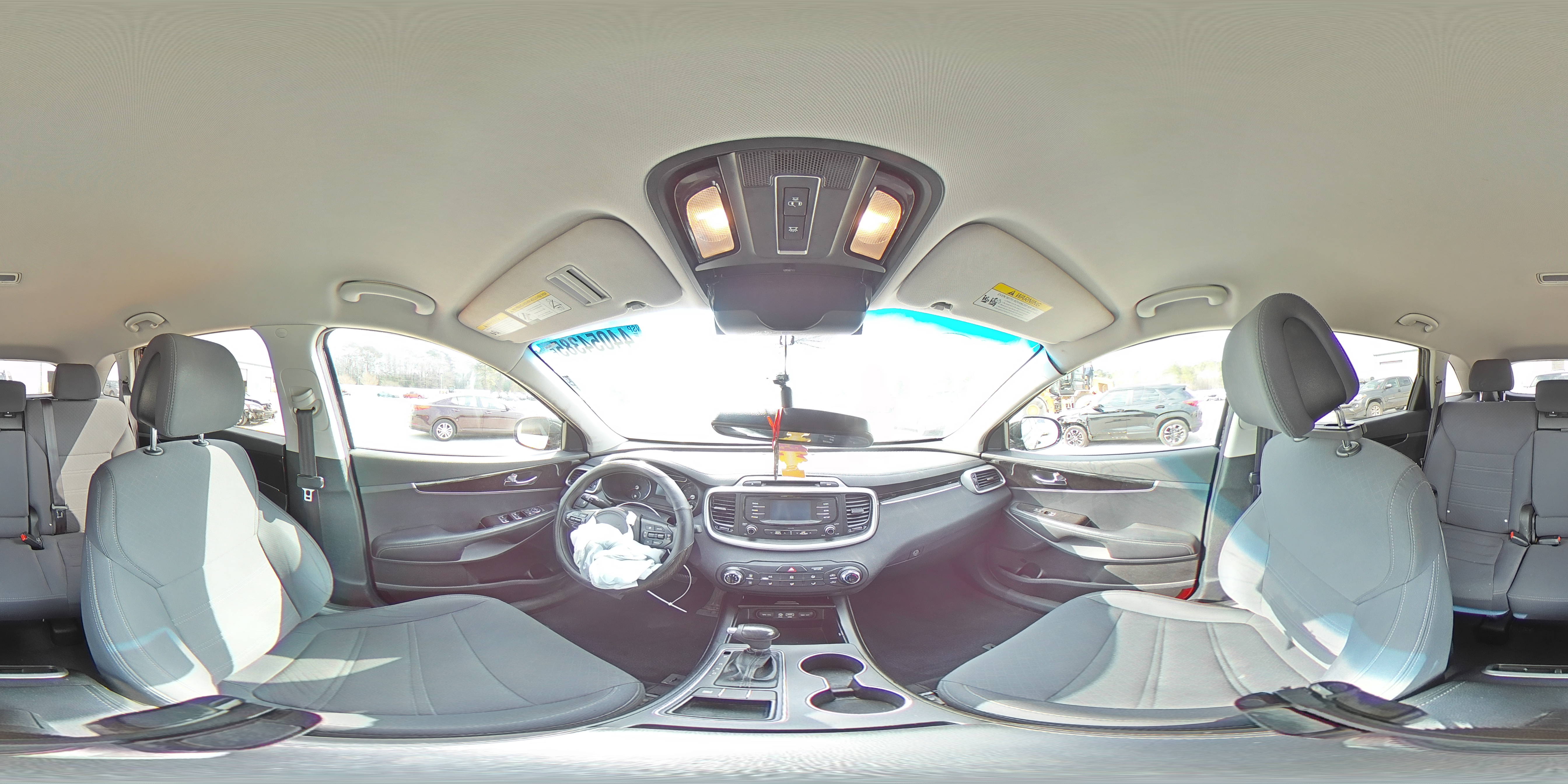 2016 Kia Sorento - Image 12