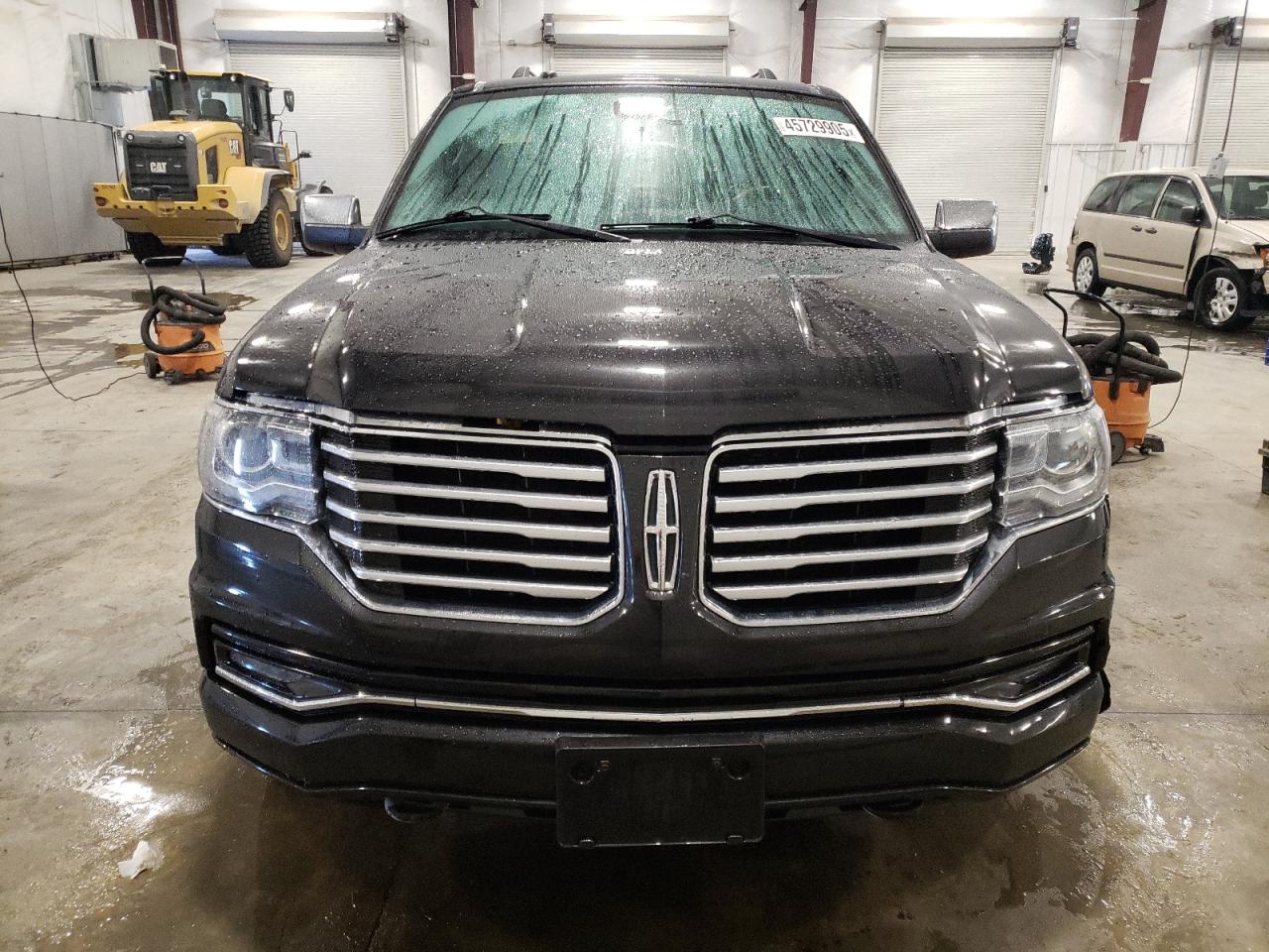 2015 Lincoln Navigator - Image 5