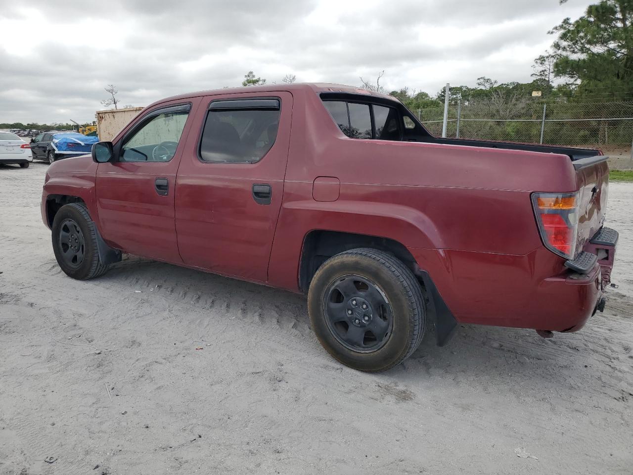 2006 Honda Ridgeline - Image 2
