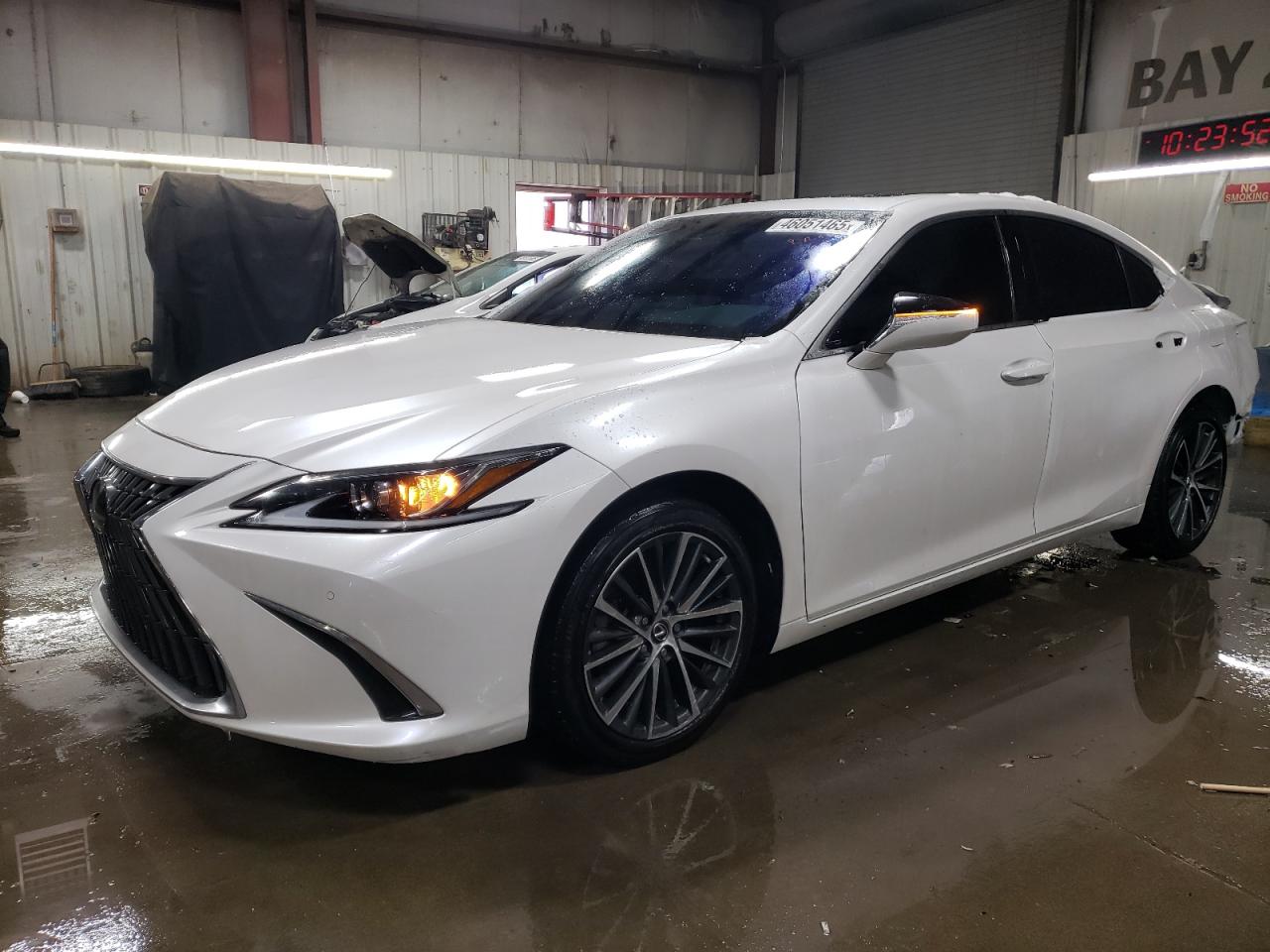 2022 Lexus Es 350 Base for Sale in Elgin, IL - Rear End