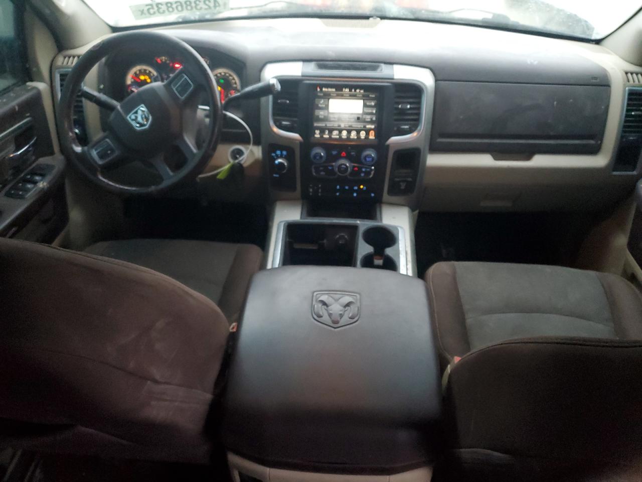 2014 RAM 2500 - Image 8