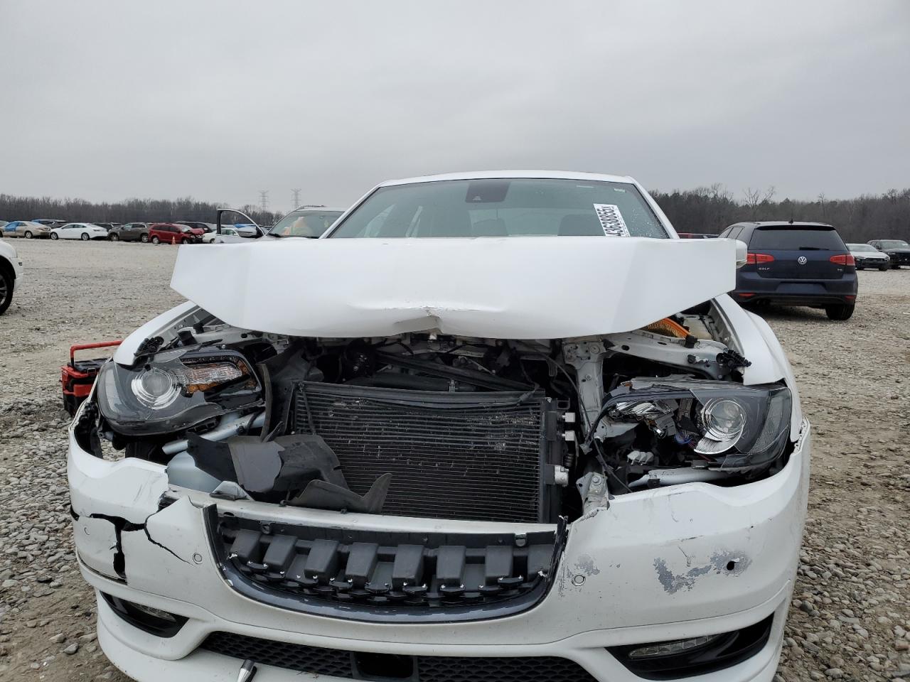 2020 Chrysler 300 - Image 5