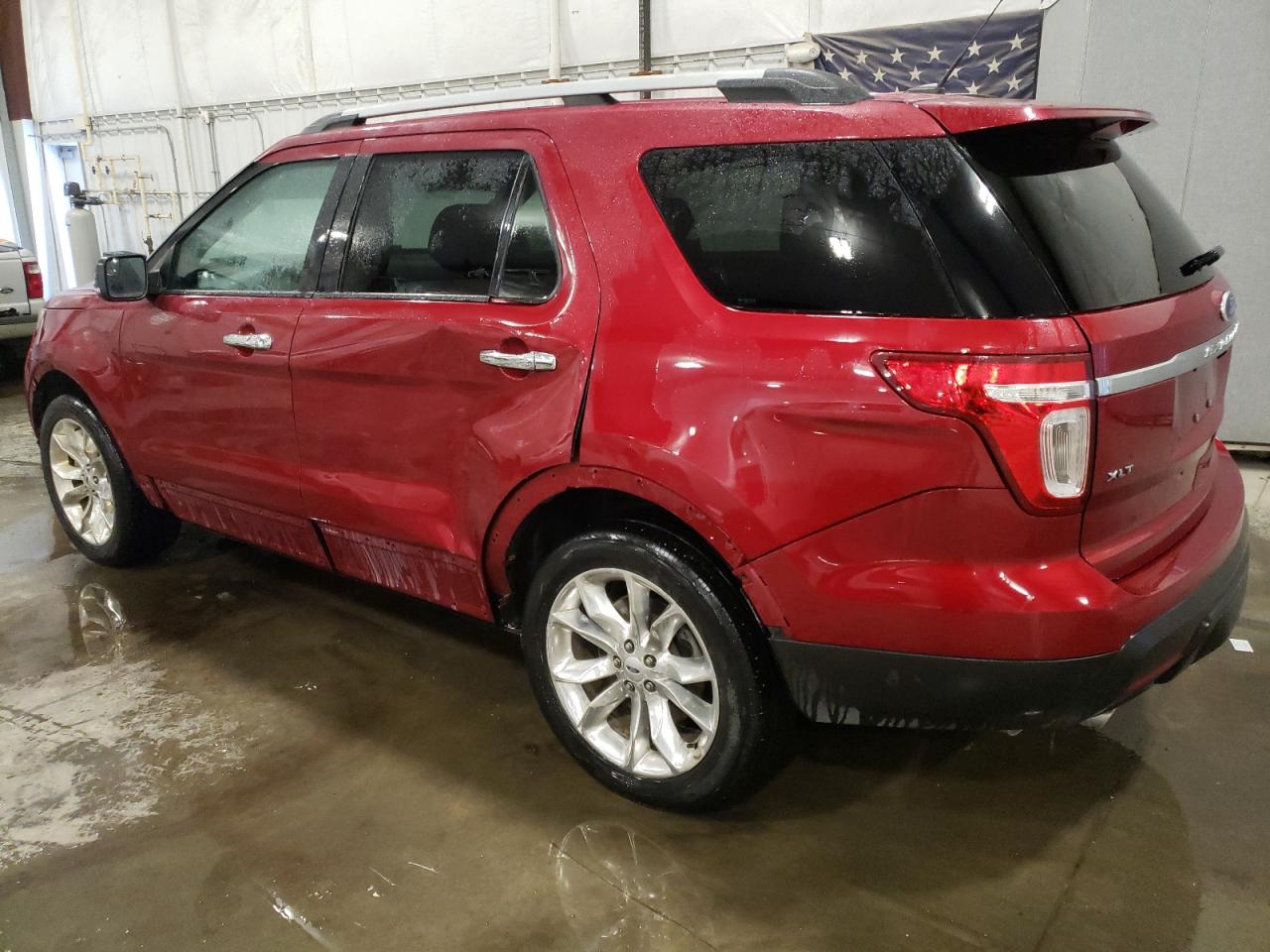 2015 Ford Explorer - Image 2