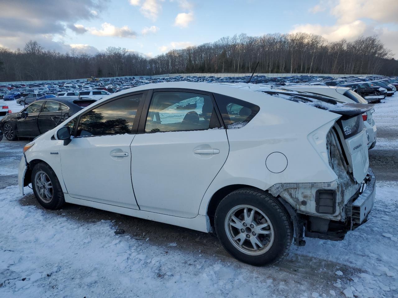 2010 Toyota Prius - Image 2