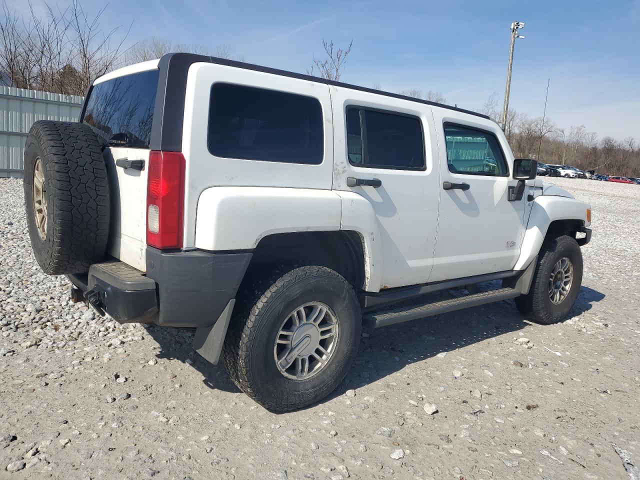 2006 Hummer H3 - Image 3
