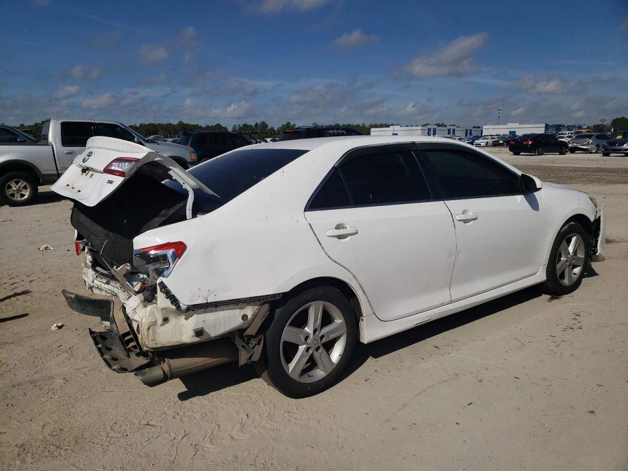 2012 Toyota Camry - Image 3