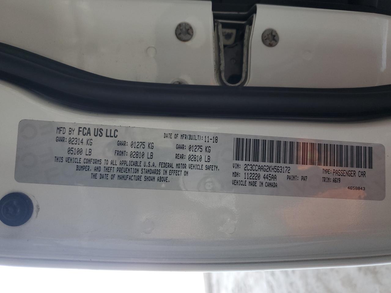 2019 Chrysler 300 - Image 14