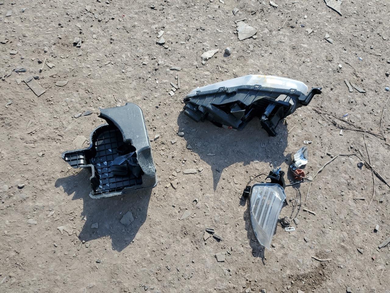 2024 Kia Forte - Image 14