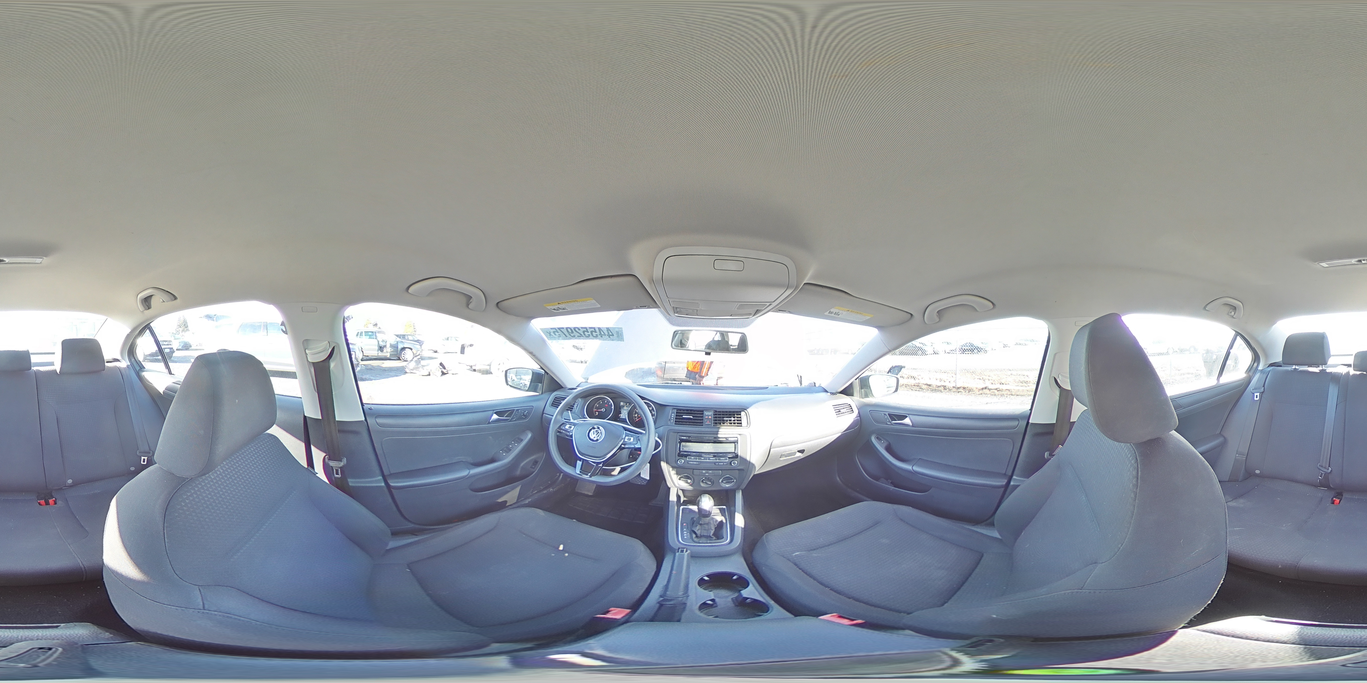 2015 Volkswagen Jetta - Image 13
