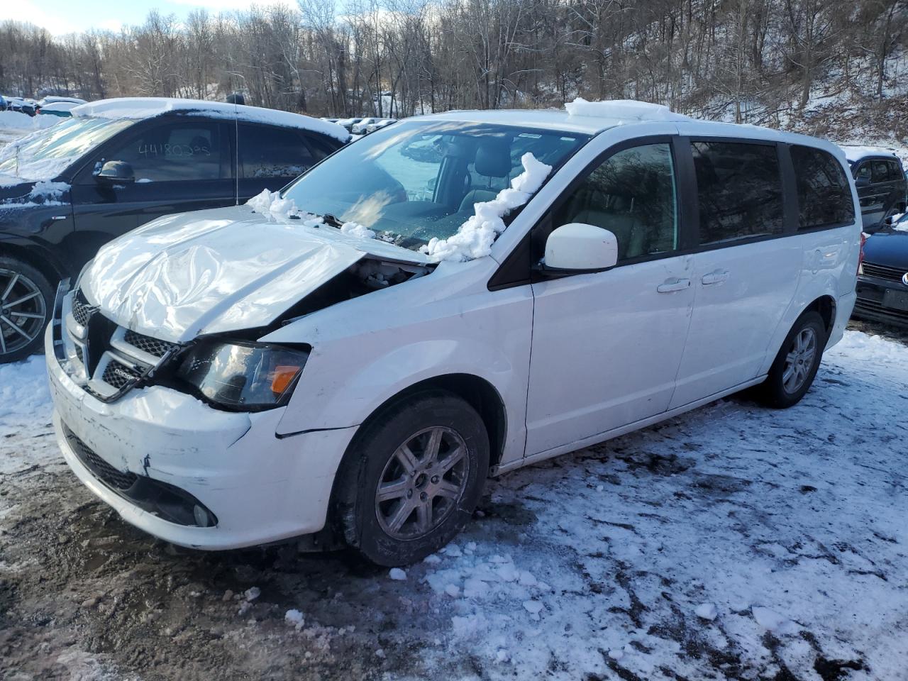 2018 Dodge Caravan - Image 1