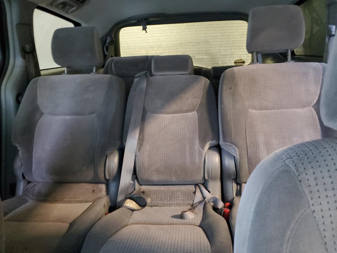 2008 Toyota Sienna - Image 10
