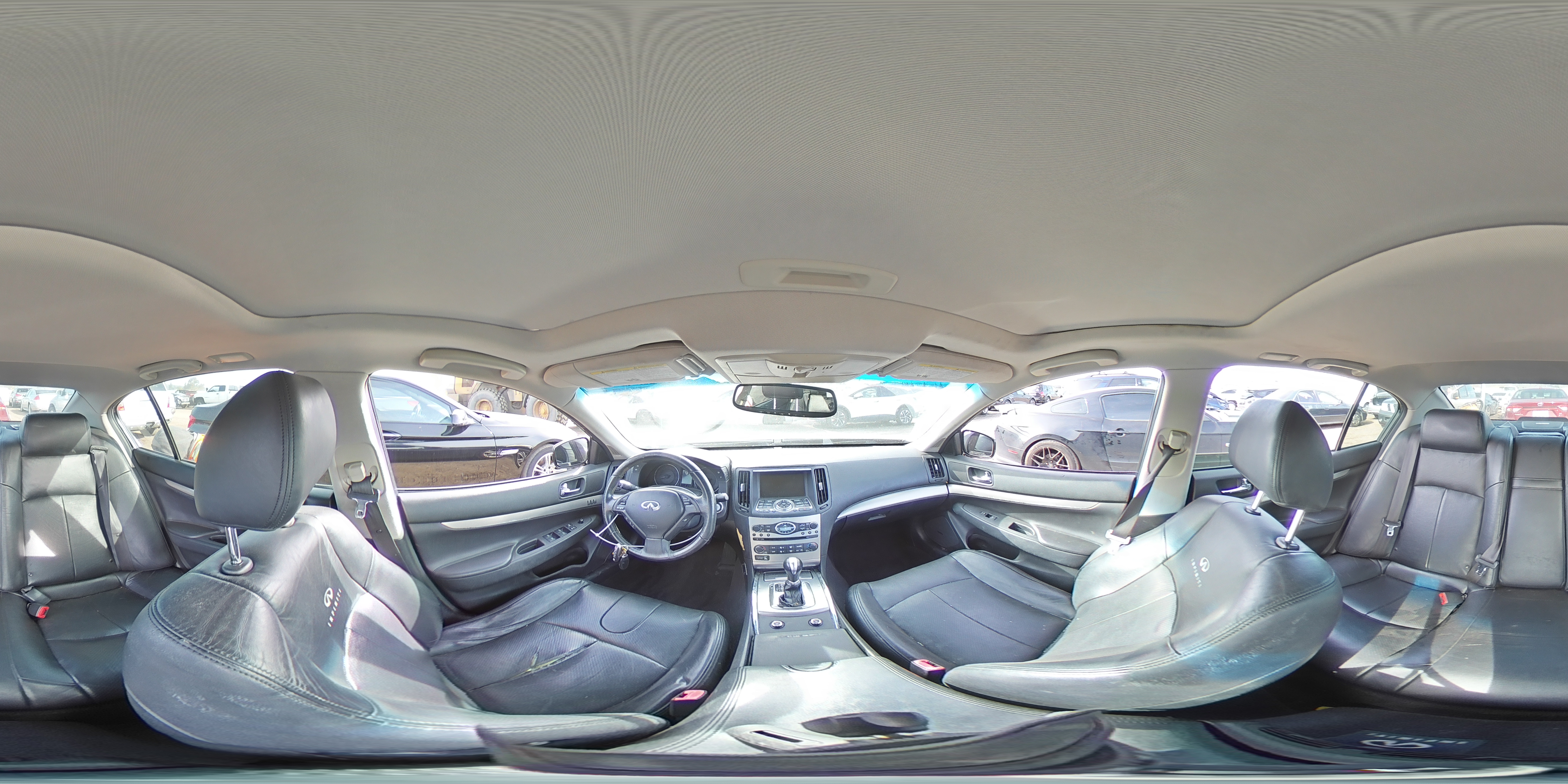 2011 Infiniti G - Image 12