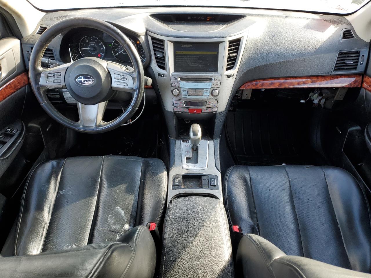2011 Subaru Outback - Image 8