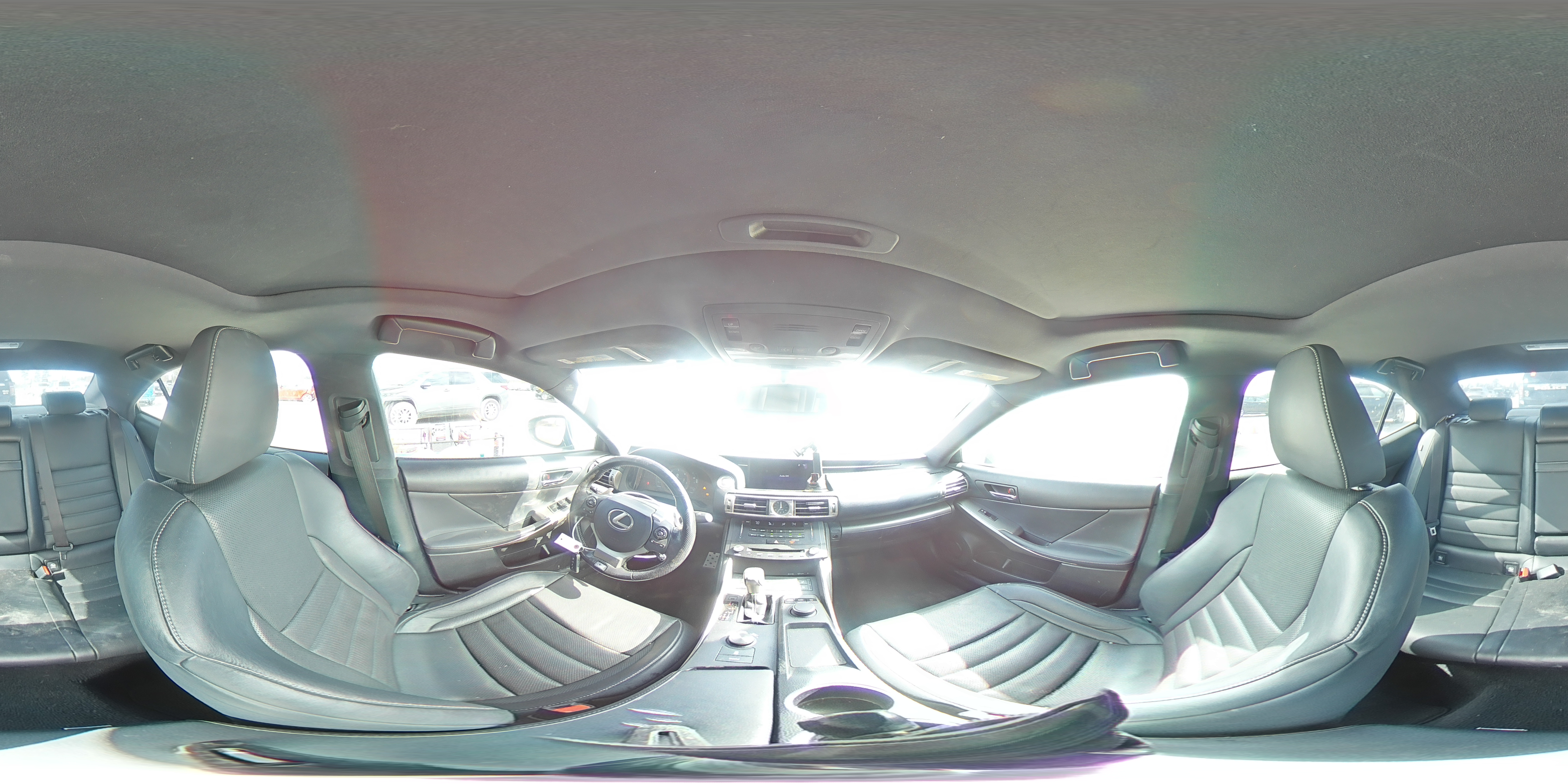 2016 Lexus IS - Image 13