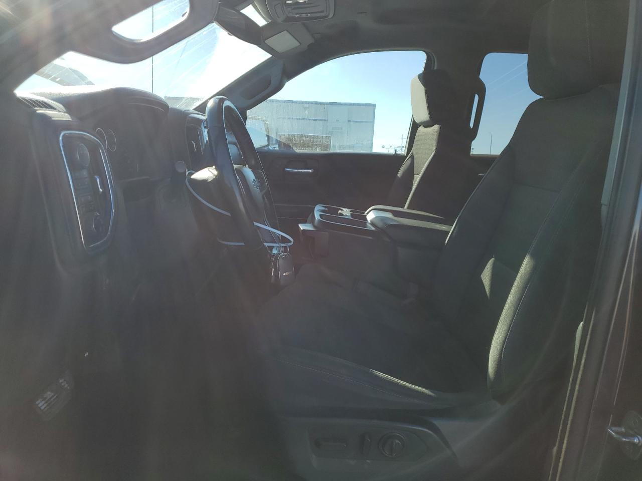 2020 Chevrolet Silverado - Image 7