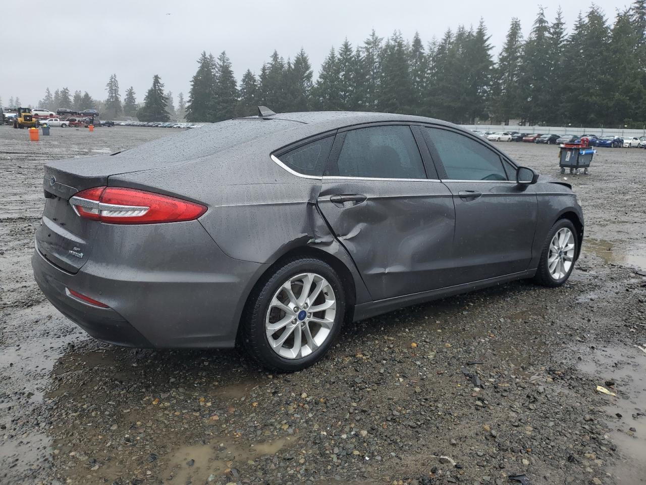 2019 Ford Fusion - Image 3