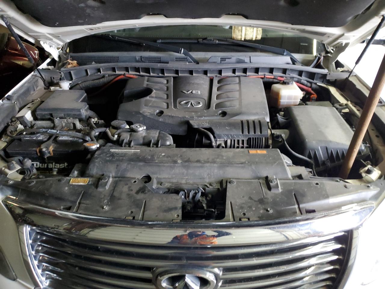 2011 Infiniti QX56 - Image 13