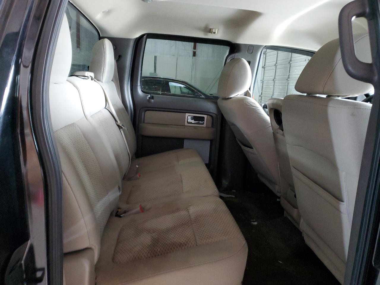 2010 Ford F-150 - Image 10