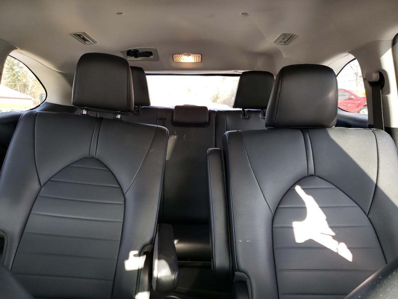 2021 Toyota Highlander - Image 10