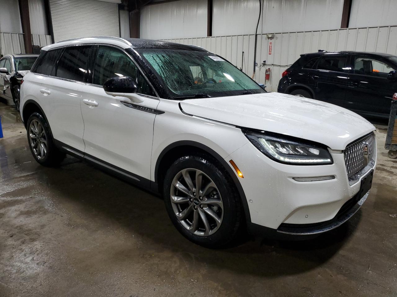 2020 Lincoln Corsair - Image 4