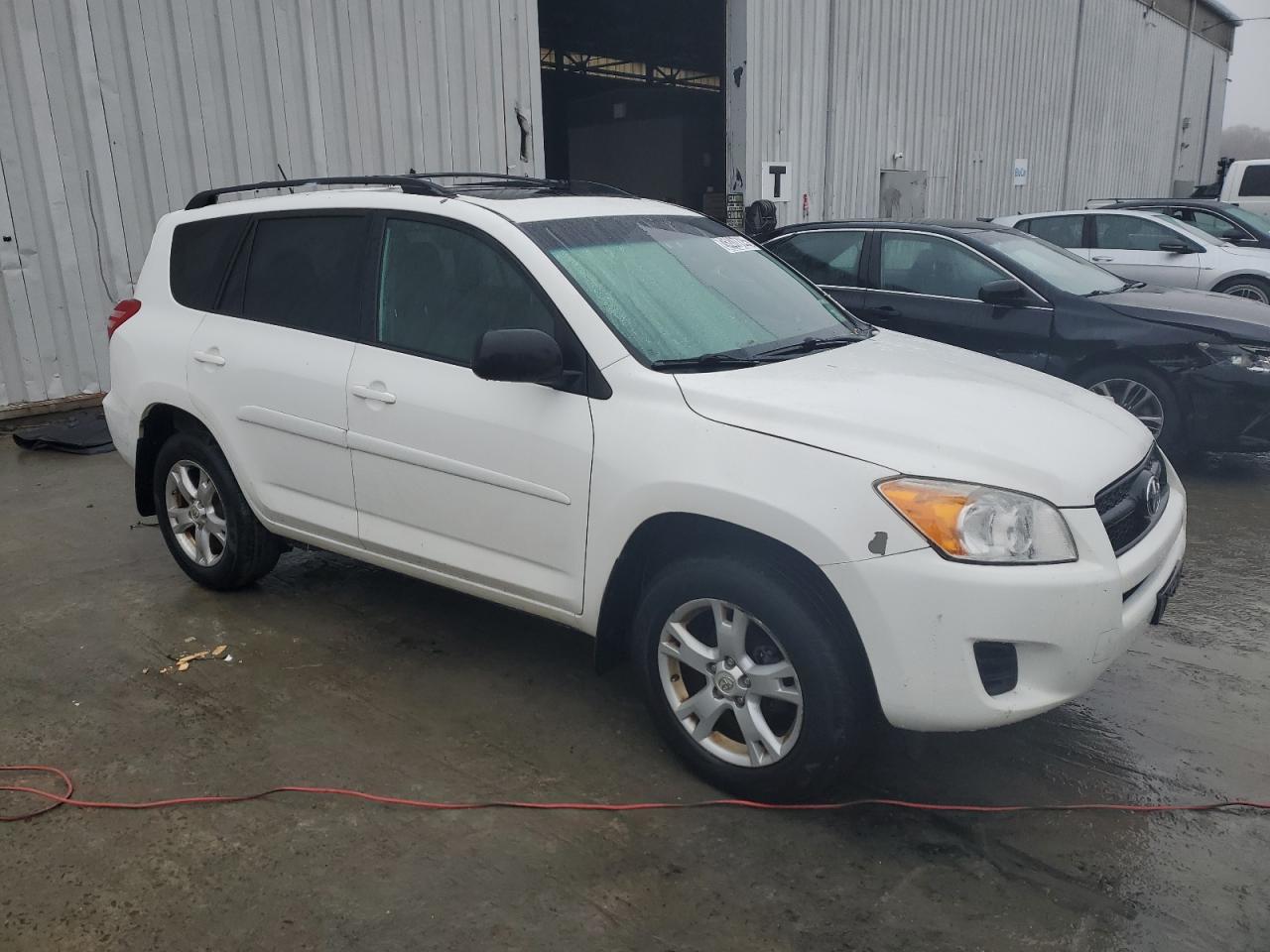2012 Toyota RAV 4 - Image 4