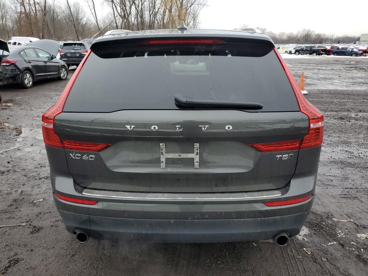 2018 Volvo XC60 - Image 6