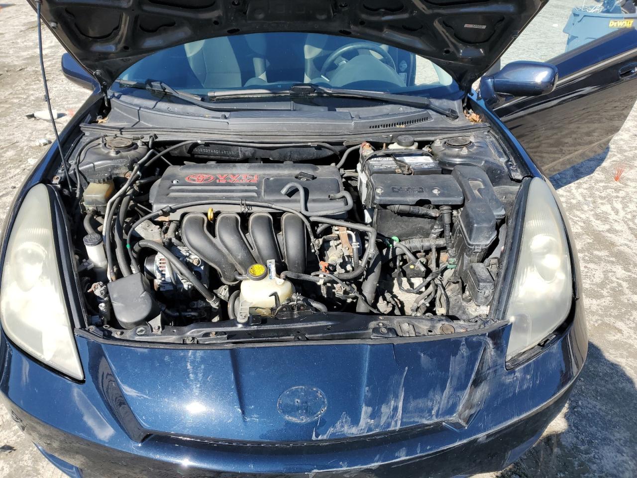 2004 Toyota Celica - Image 11