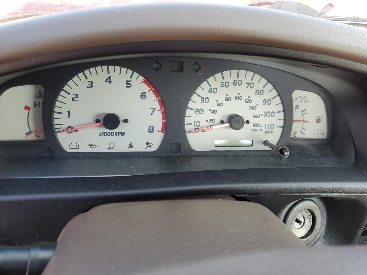 2004 Toyota Tacoma - Image 9