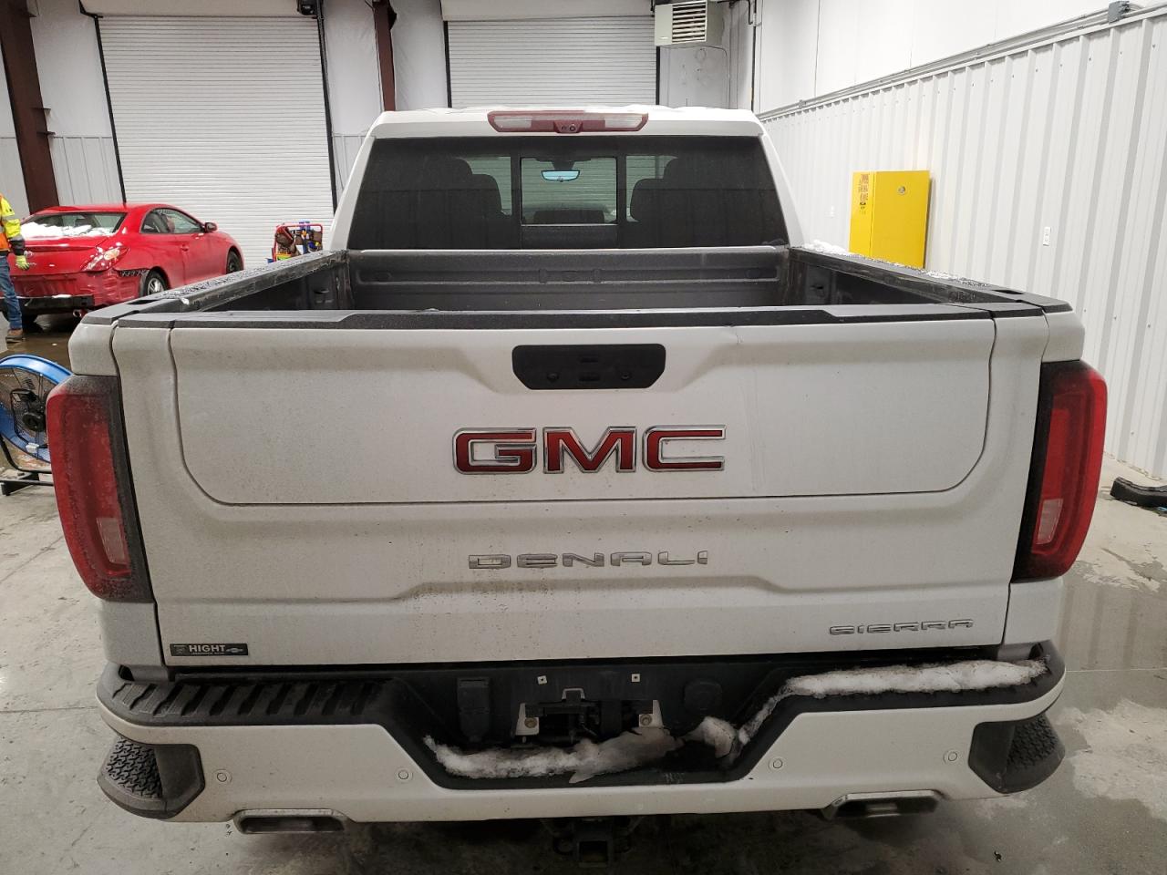 2022 GMC Sierra - Image 6