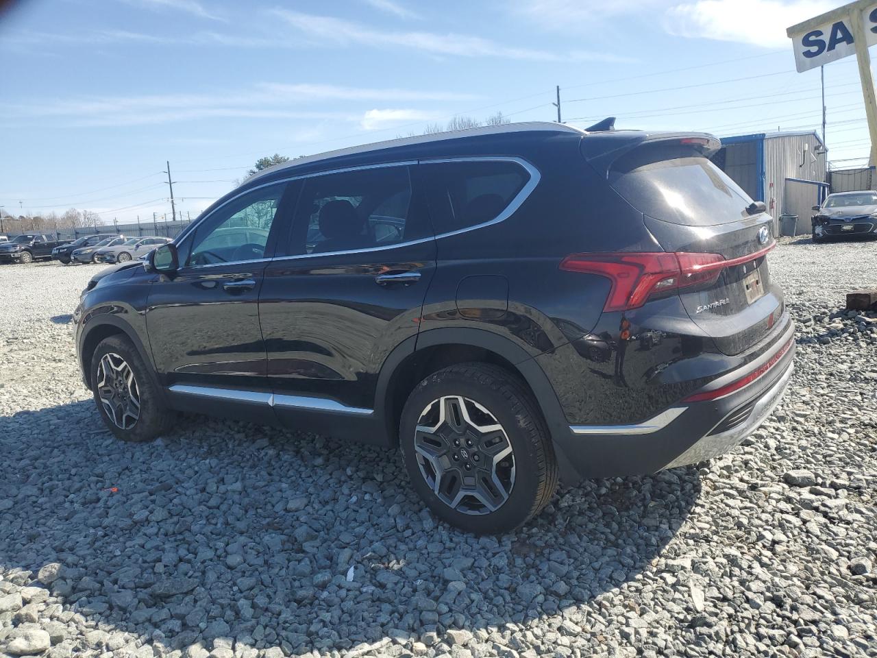 2023 Hyundai Santa Fe - Image 2