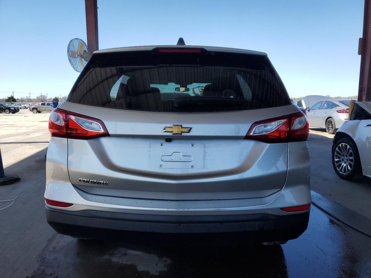 2020 Chevrolet Equinox - Image 6