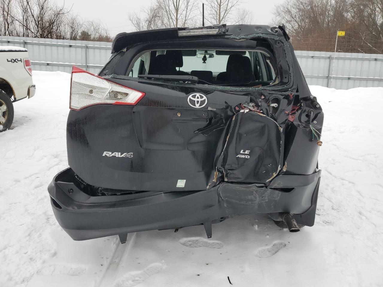 2015 Toyota RAV 4 - Image 6