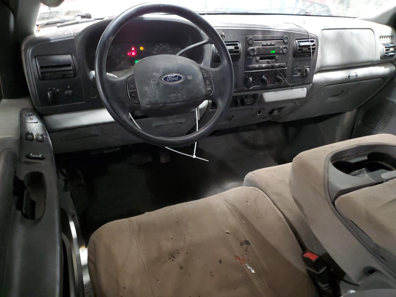 2005 Ford F250 - Image 8