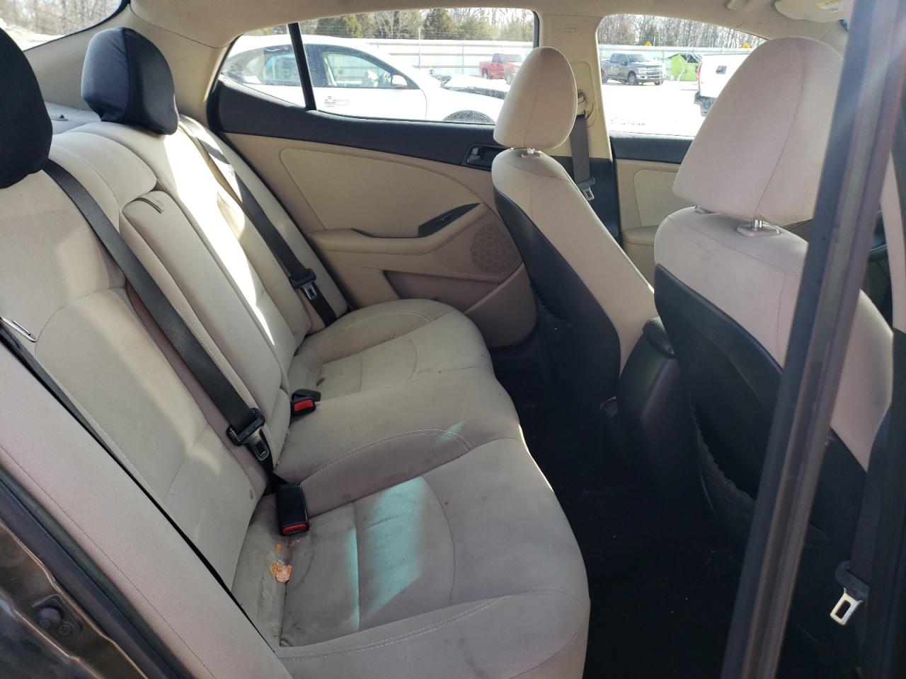 2015 Kia Optima - Image 10