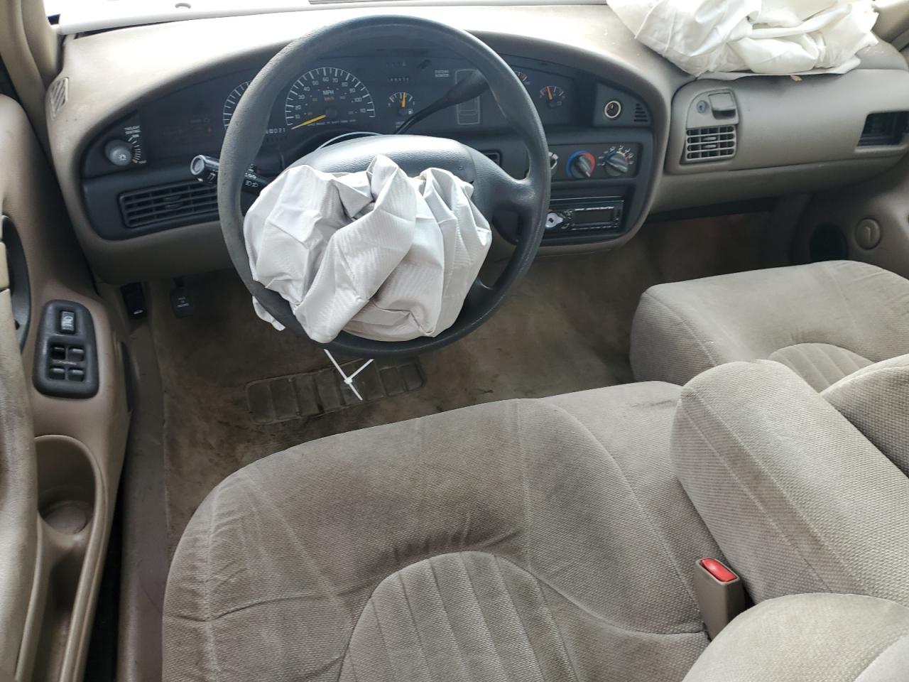 1997 Pontiac Bonneville - Image 8