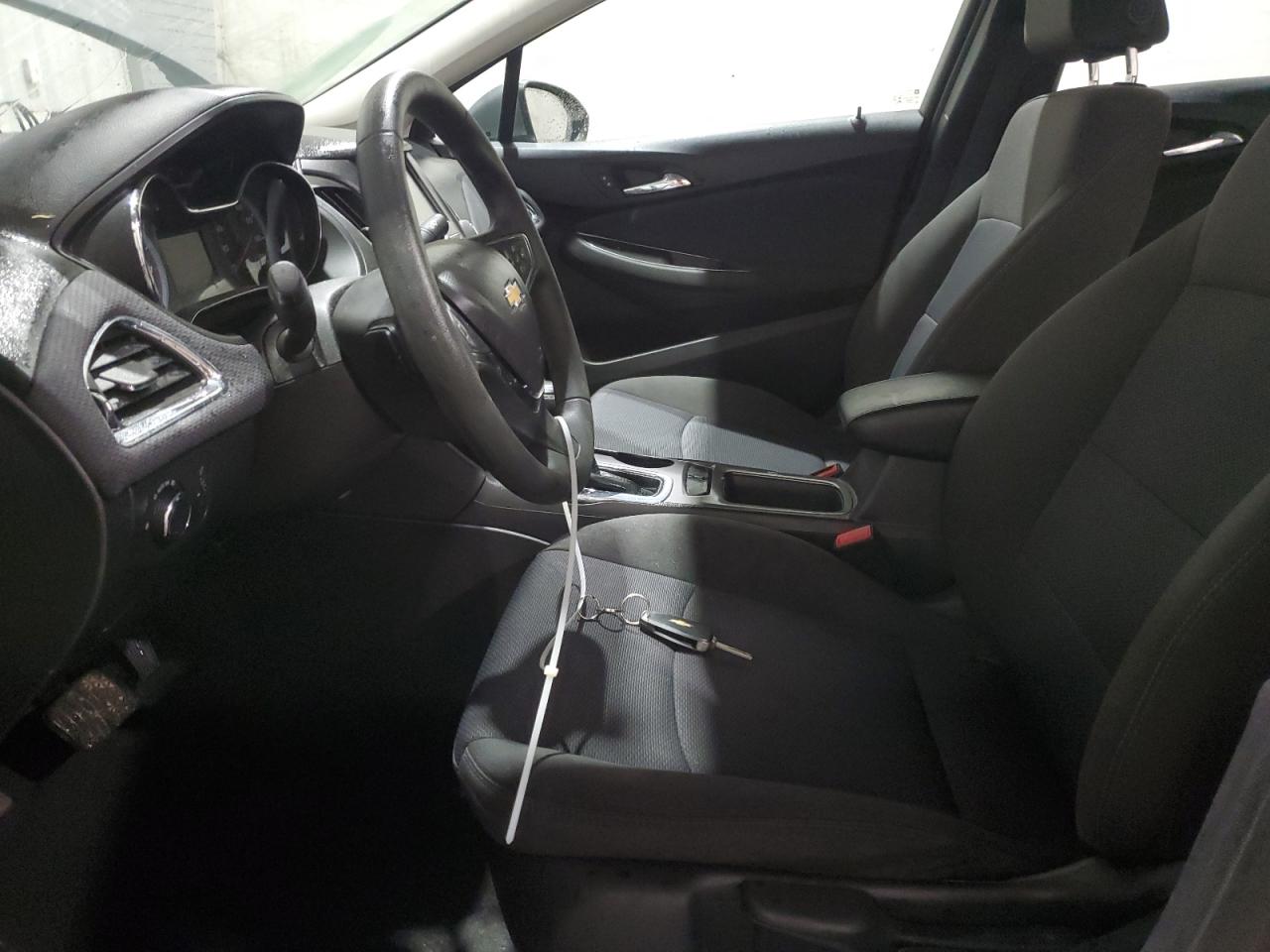 2018 Chevrolet Cruze - Image 7