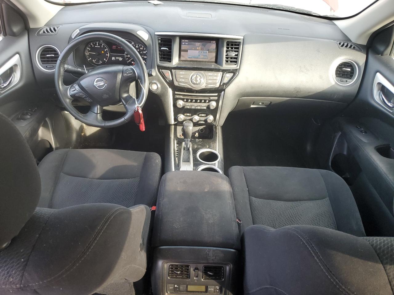 2015 Nissan Pathfinder - Image 8