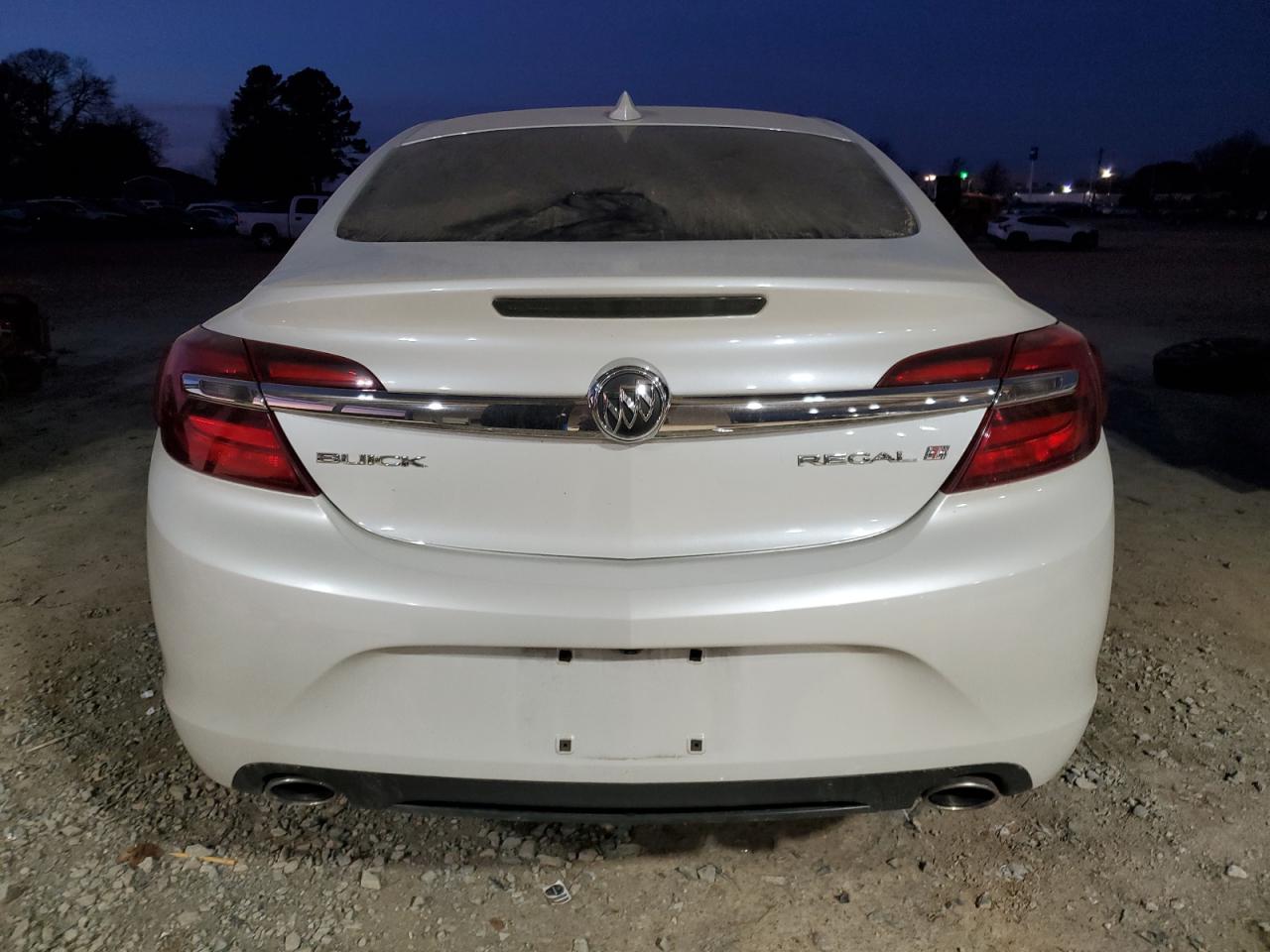 2016 Buick Regal - Image 6