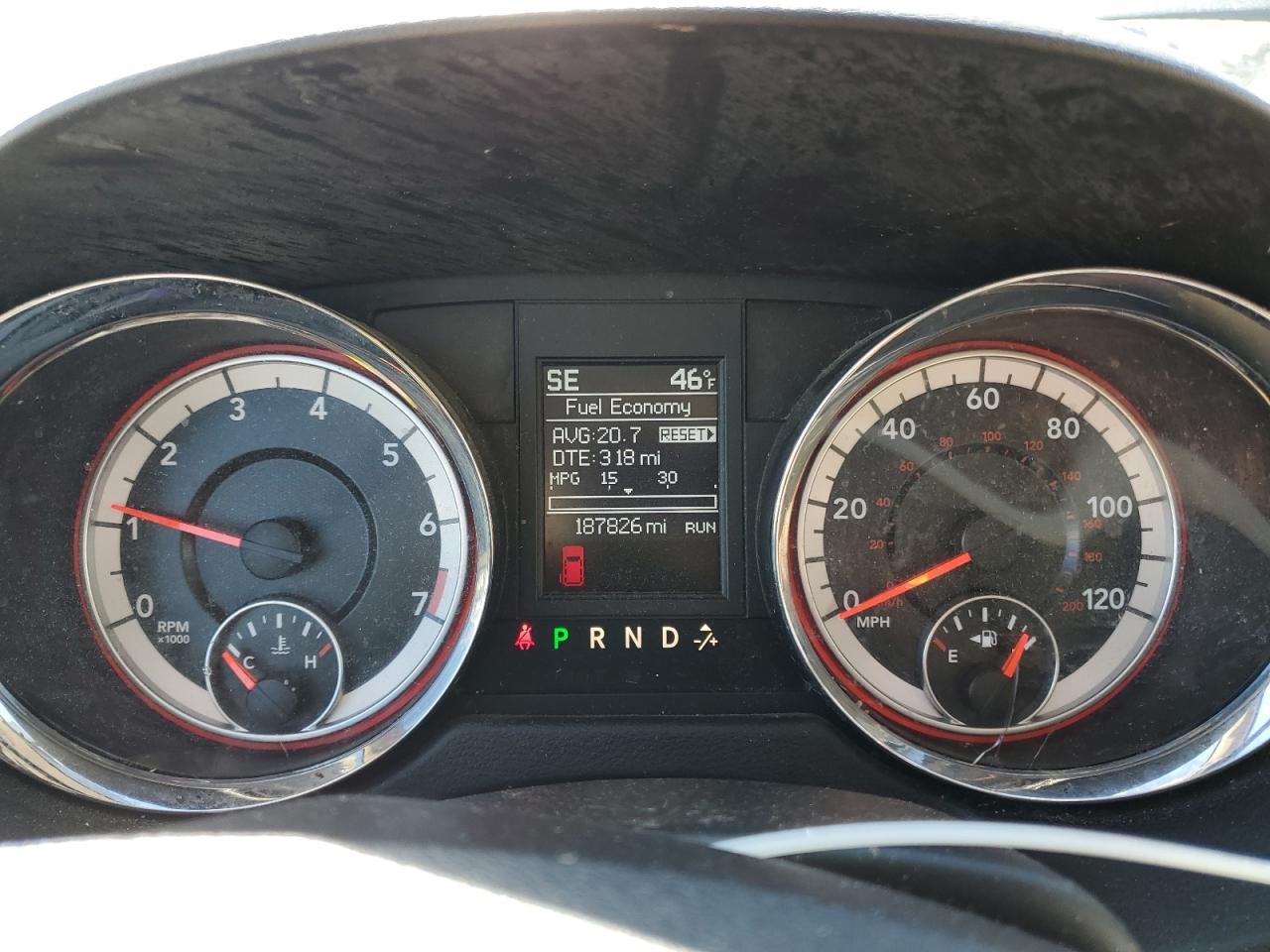 2016 Dodge Caravan - Image 9