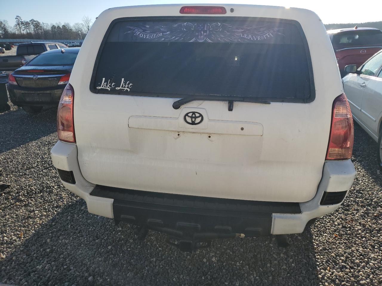 2005 Toyota 4Runner - Image 6