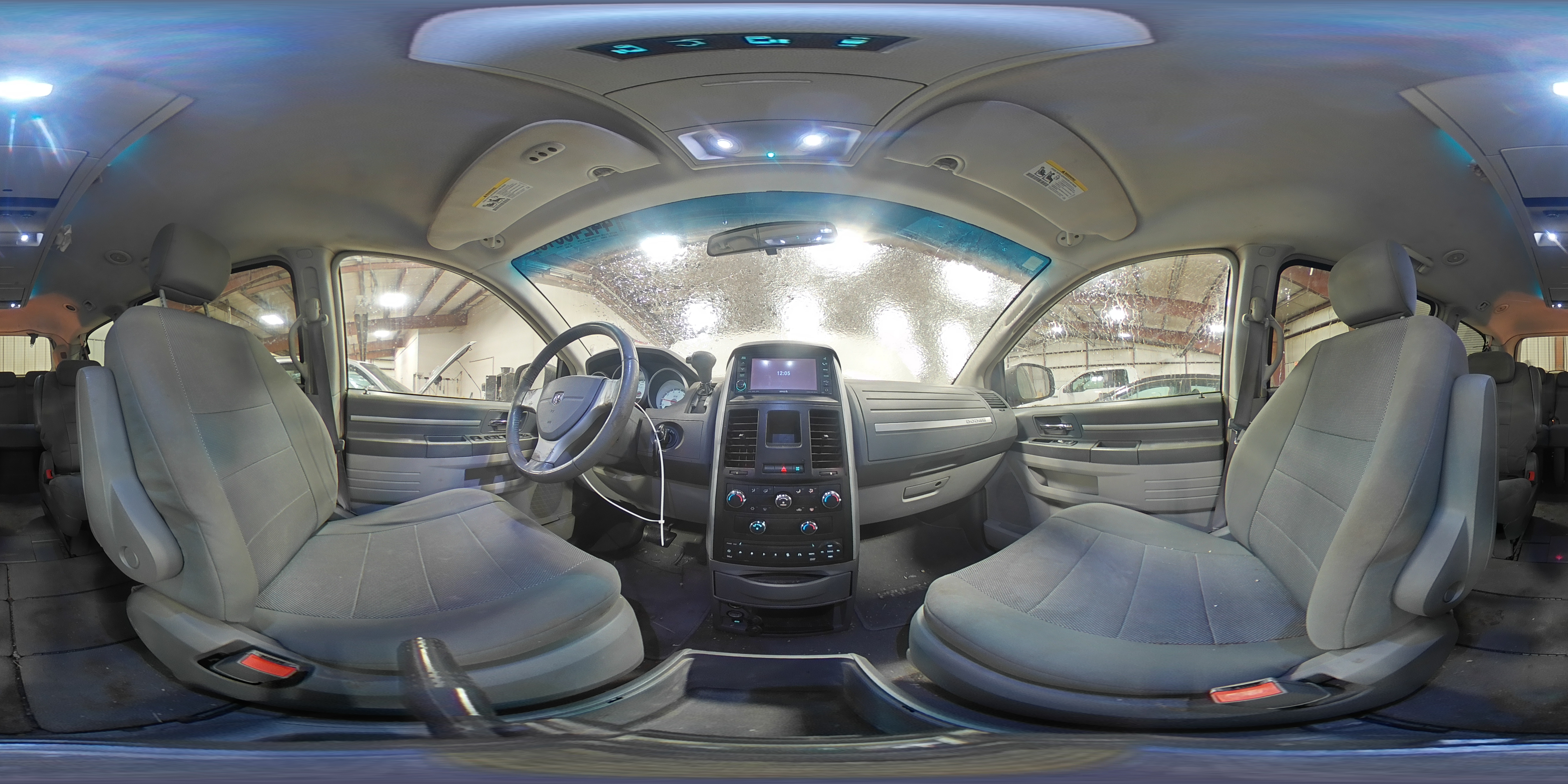 2009 Dodge Caravan - Image 14