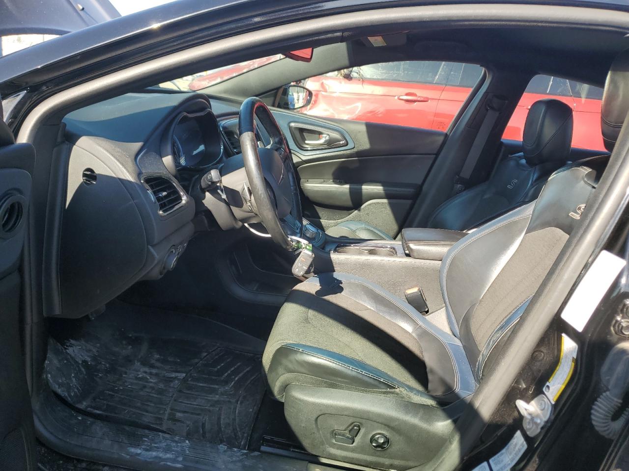 2016 Chrysler 200 - Image 7