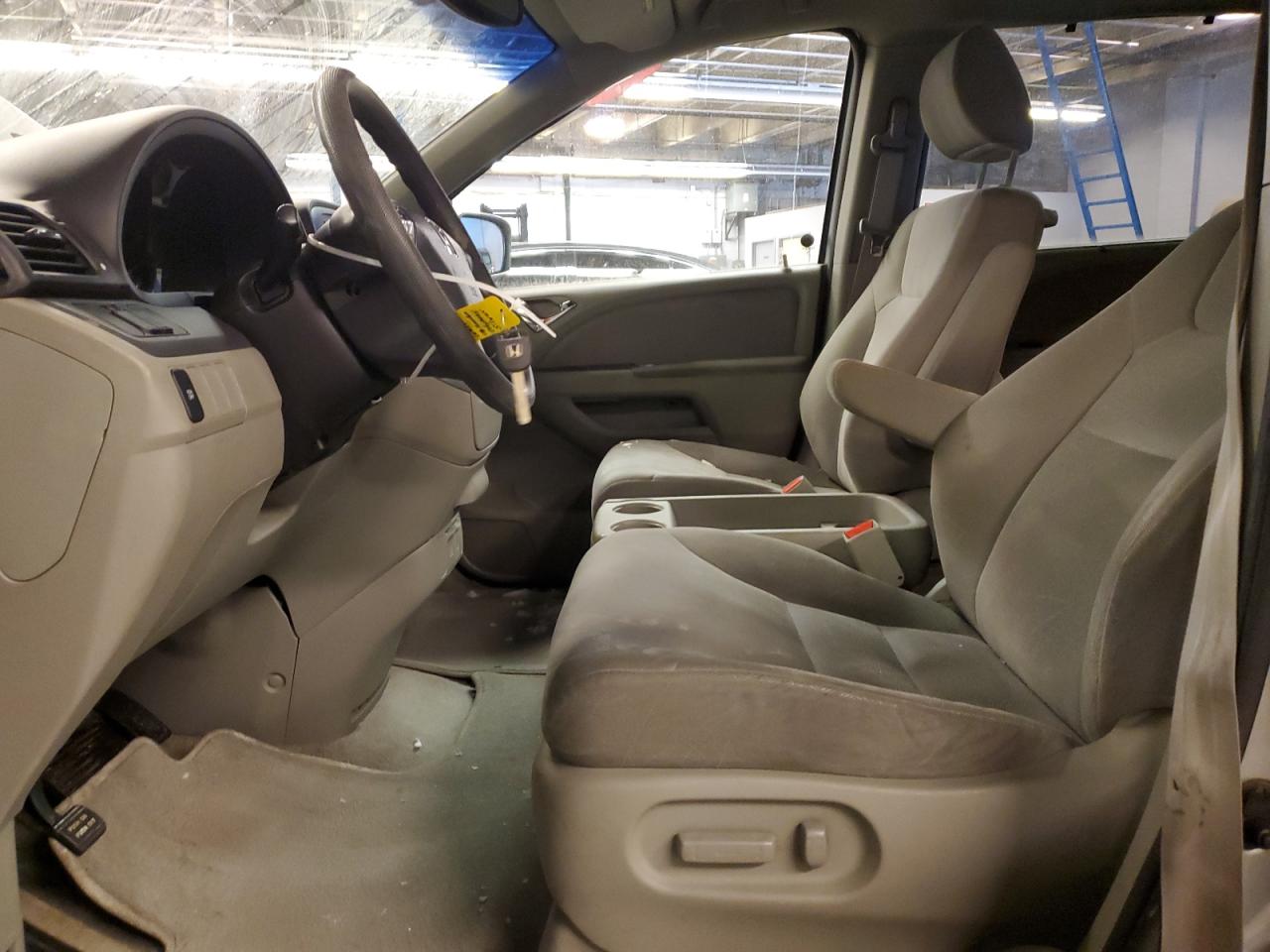 2008 Honda Odyssey - Image 7