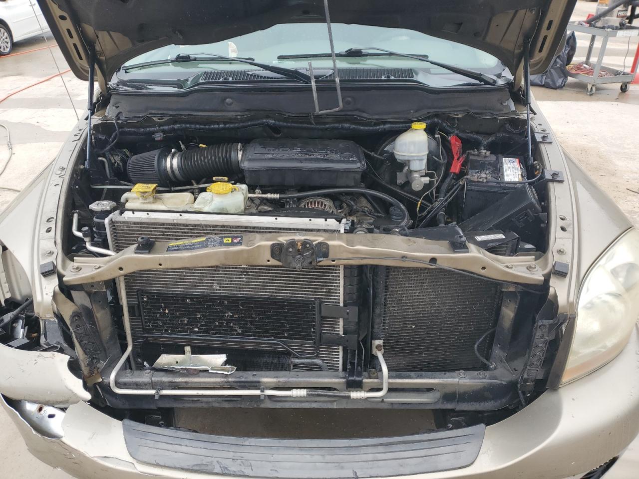 2006 Dodge RAM - Image 11