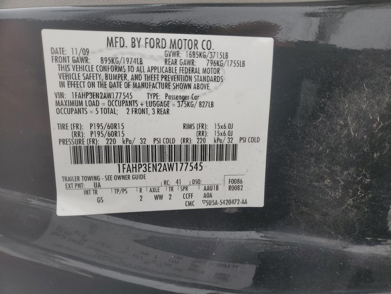 2010 Ford Focus - Image 12
